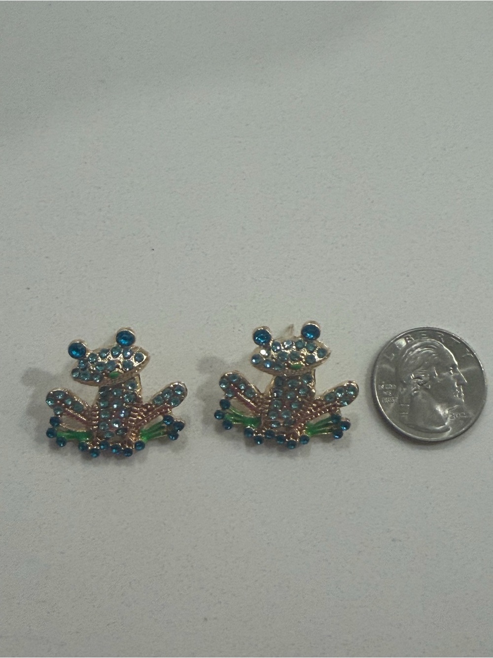 Cute Blue & Green Frog Rhinestone Stud Earrings - Picture 3 of 5
